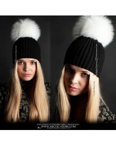 Beanie - XXL Shadow Fox Pom