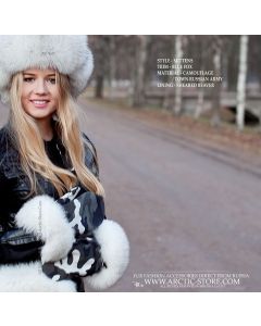 Mittens trimmed Fox, Town Camouflage