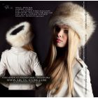 Round hat w/ flat leather top - White raccoon